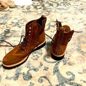 Dolce vita boots size 81/2